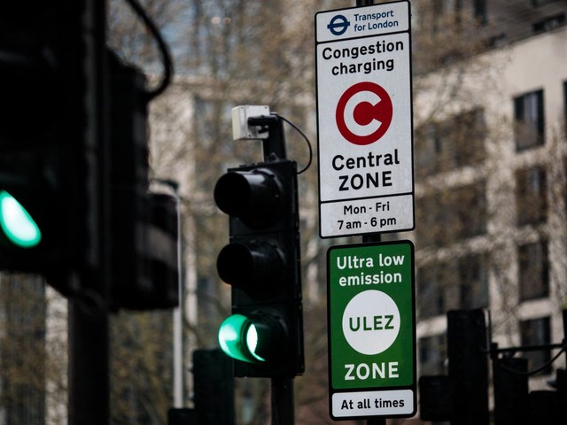 CC ULEZ signs for cleaner greener cities