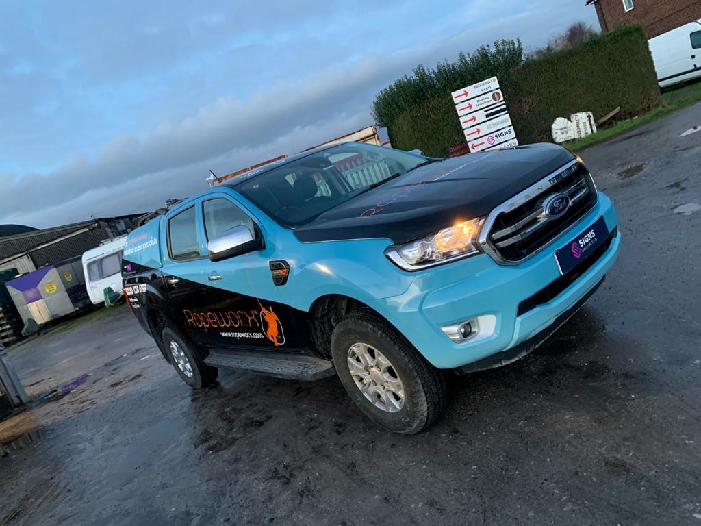 Flying Solutions for Bird Pest Worx - double cab pickup with Ropeworx livery
