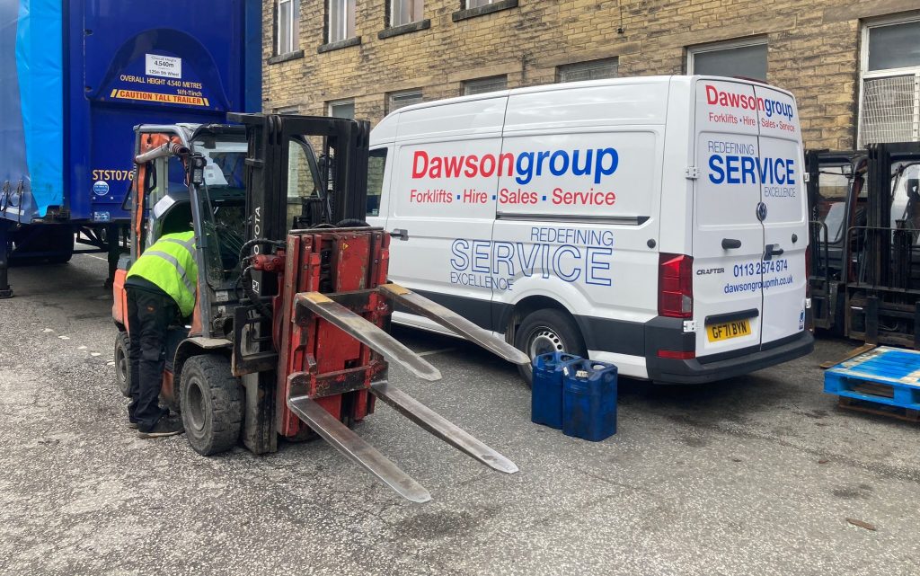The Dawsongroup material handling team making vital servicing and maintenance, an important part of maintaining quality, something we're celebrating as part of National Forklift Safety Day.